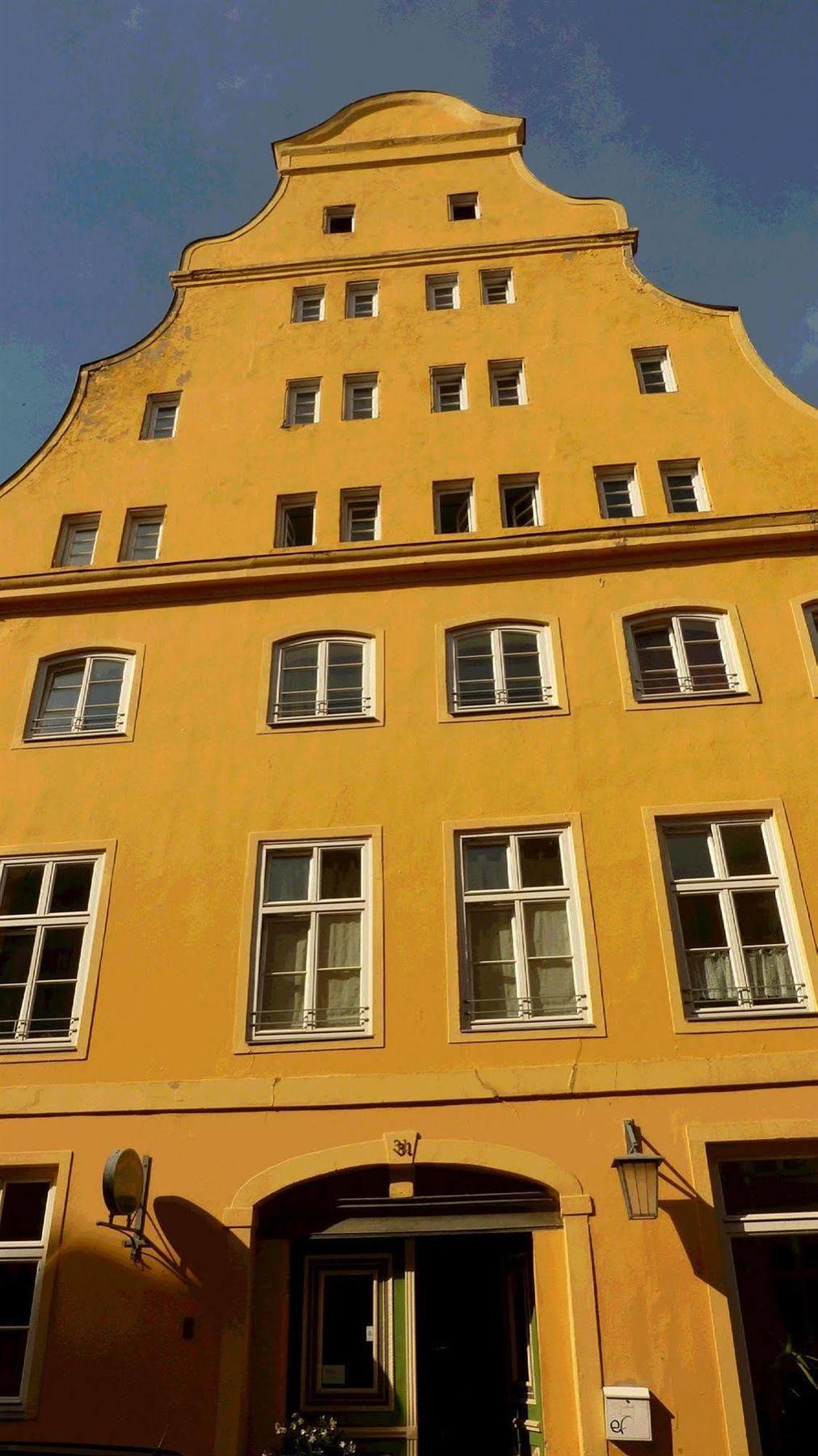 Altstadt Pension Hafenblick 施特拉尔松德 外观 照片