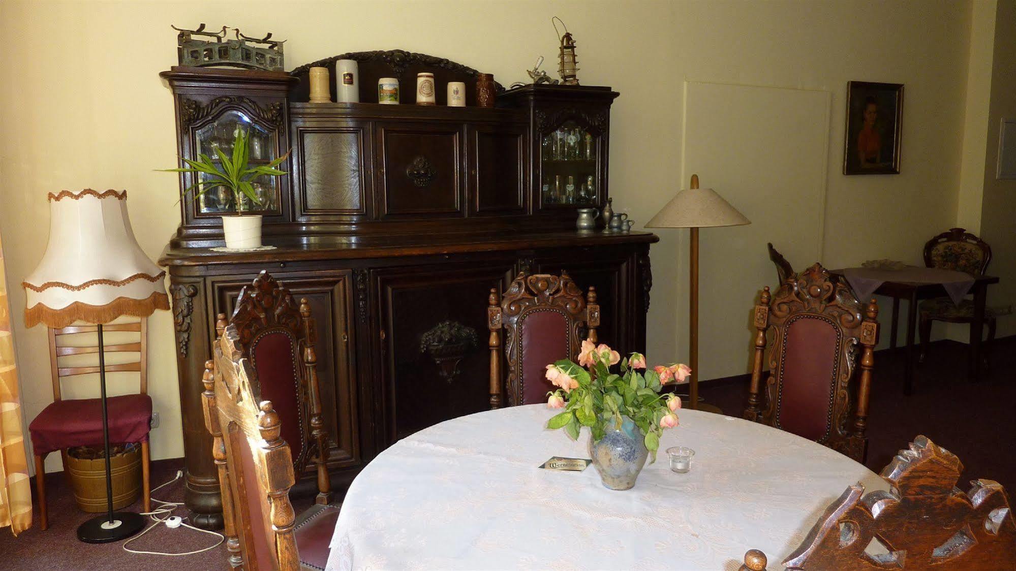 Altstadt Pension Hafenblick 施特拉尔松德 外观 照片